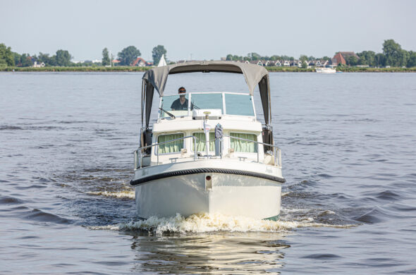 Linssen Grand Sturdy 34.9 AC - Motorboot mieten - Ottenhome Heeg