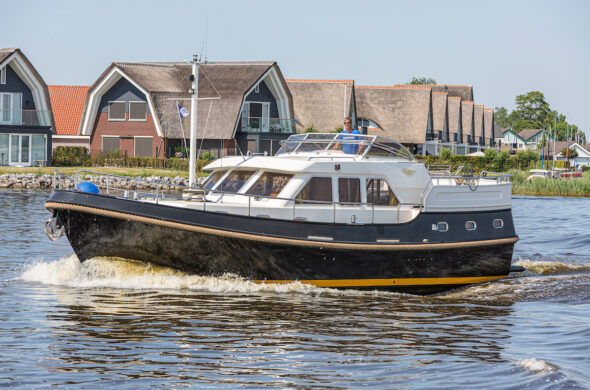 Linssen Grand Sturdy 410 -Linssen Grand Sturdy 410 Gold - Motorboot mieten - Ottenhome Heeg Motorboot mieten - Ottenhome Heeg