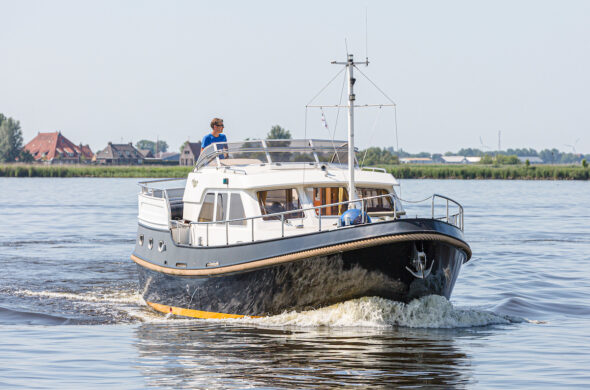 Linssen Grand Sturdy 410 Gold - Motorboot mieten - Ottenhome Heeg